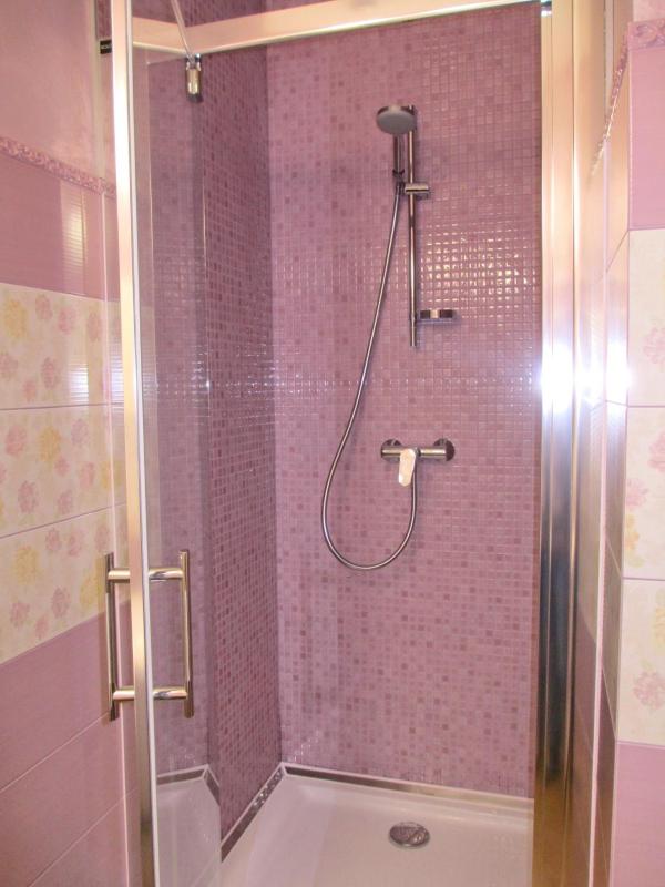 Suite with Spa Bath, Balcony and River View image 3