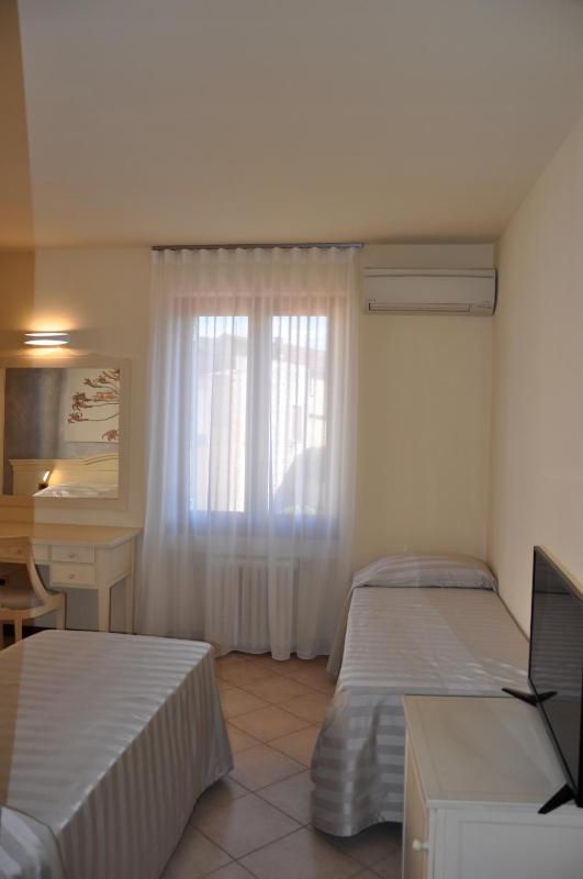 Quadruple Room image 1