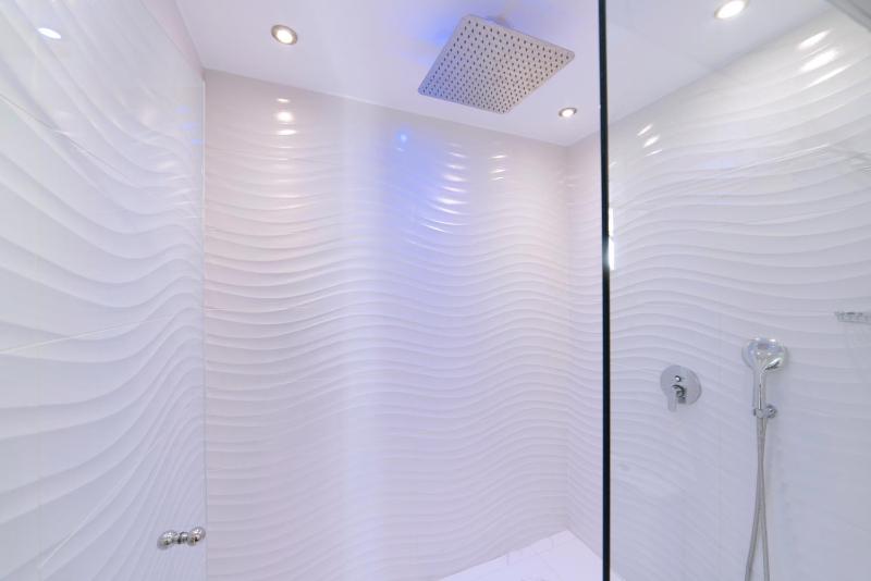 Deluxe Double Room with Sea View and minipool image 4