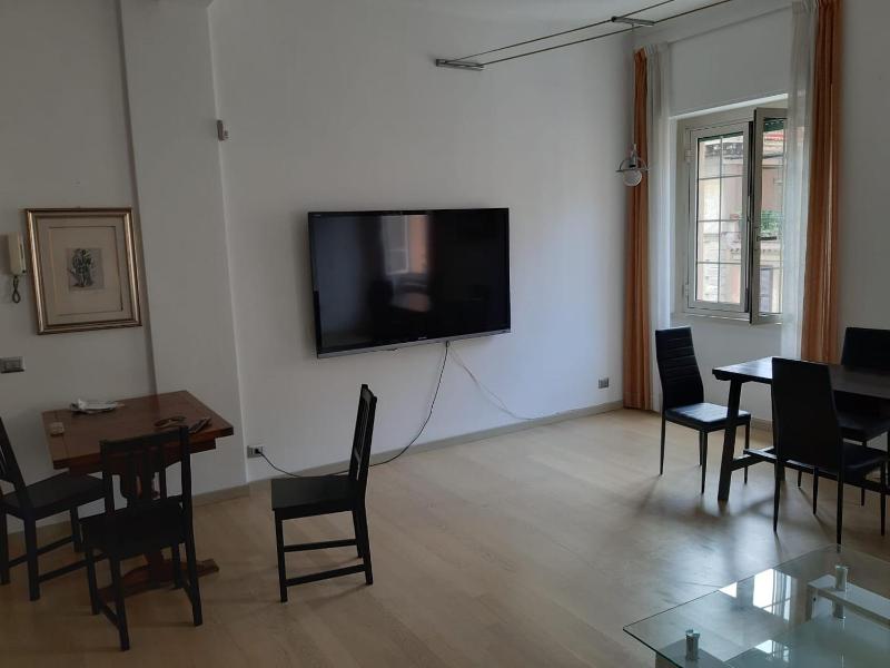 Double Room with Private External Bathroom image 4