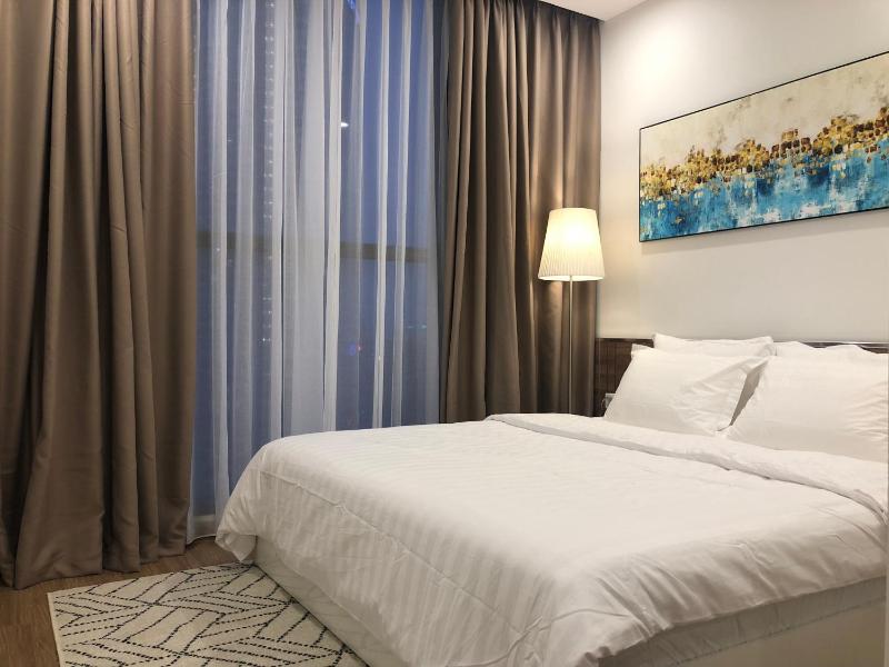 Luxury Condotel 2BR Vinhomes Skylake Keangnam - Netflix free - image 15