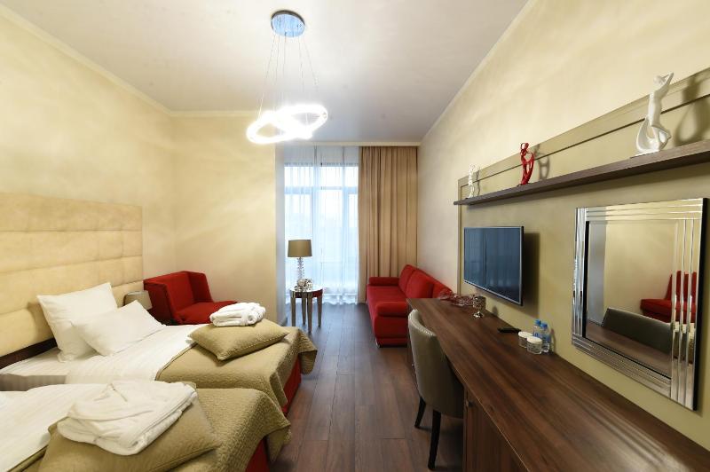 Superior Twin Room image 1