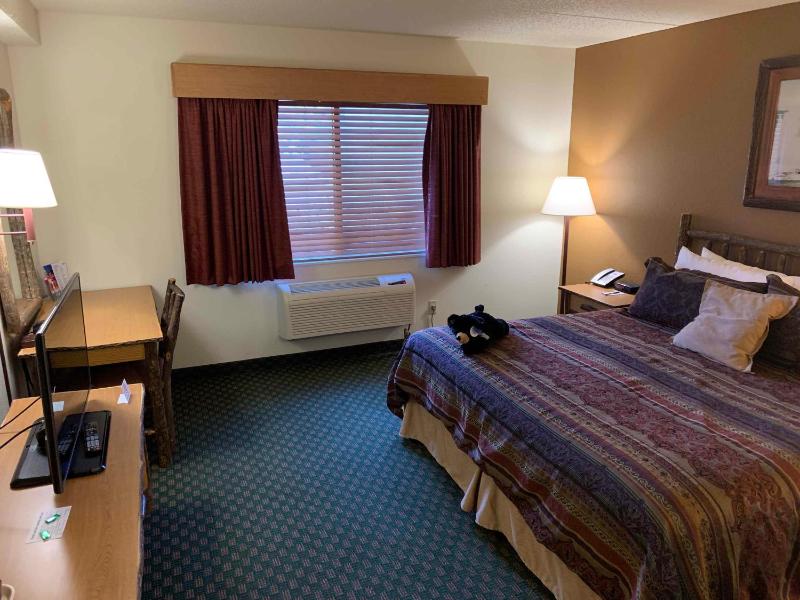 King Room - Non-Smoking image 1