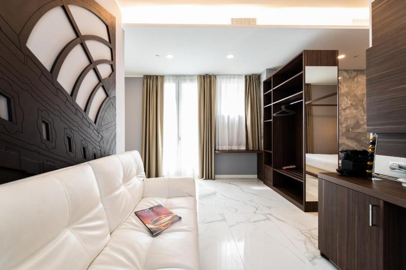 Suite with Terrace image 2