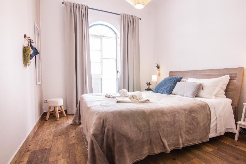 Faro Central - Holiday Apartments - image 21