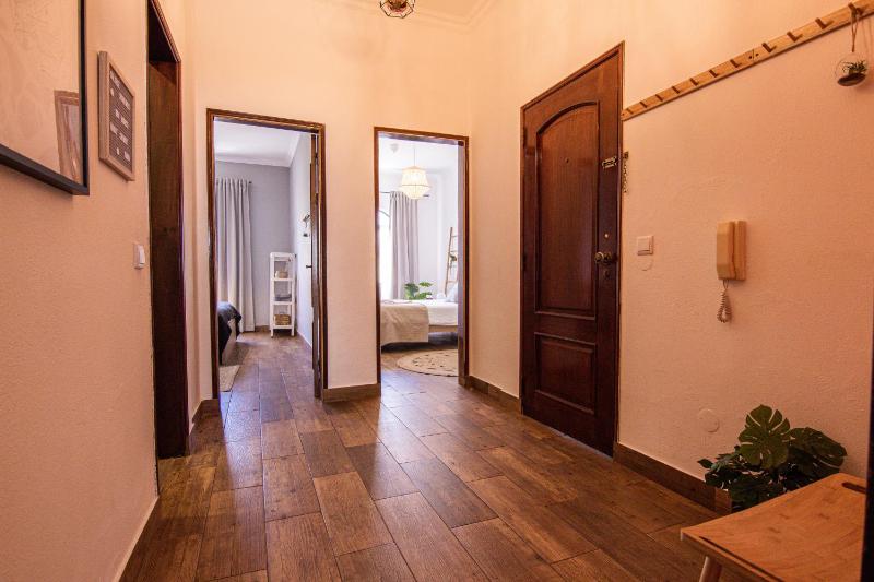Faro Central - Holiday Apartments - image 46