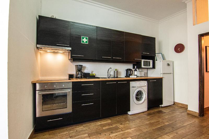 Faro Central - Holiday Apartments - image 30