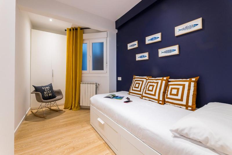 MARINA by SWEET HOME SAN SEBASTIAN - image 16