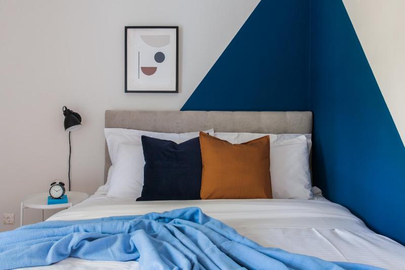 Bright 2BD Apartment in Psychiko by UPSTREET - image 8