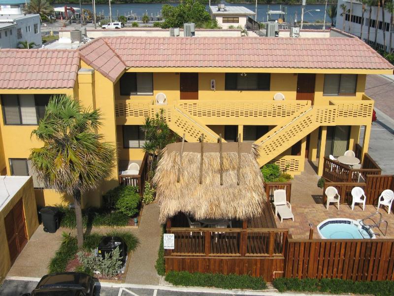 Hollywood Sands Resort - image 2