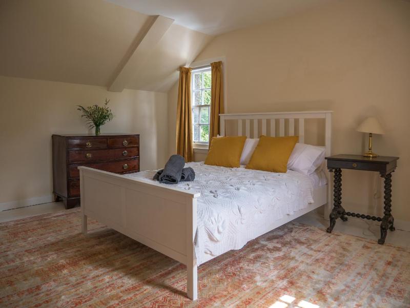 Holiday Home (Pet Friendly) image 2