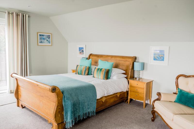 Suite with Balcony image 1