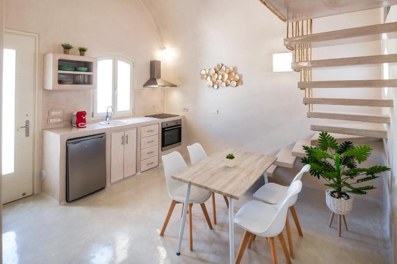 Two-Bedroom House image 3