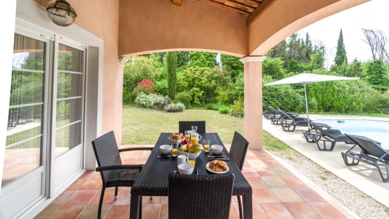 Three-Bedroom Villa with Private Pool image 3