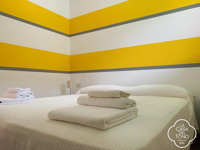 Standard Double Room image 1