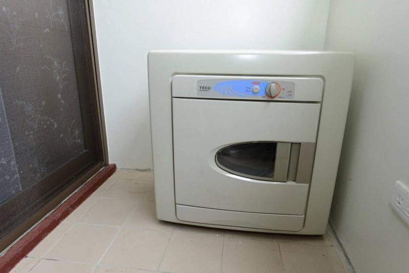 Cozy well-equipped suite xinyi - image 16