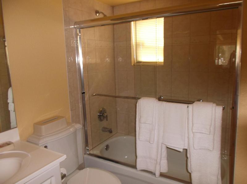 Hollywood Sands Resort - image 7