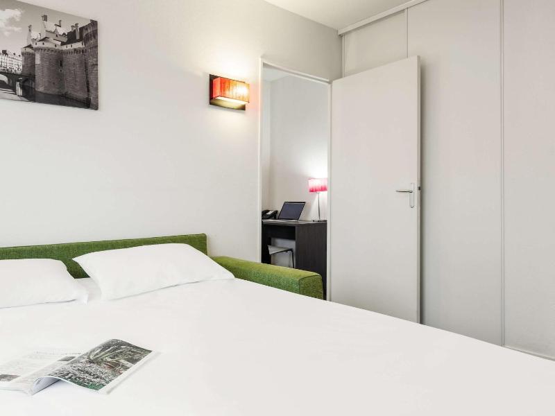 One-Bedroom Apartment (4 Adults) image 3