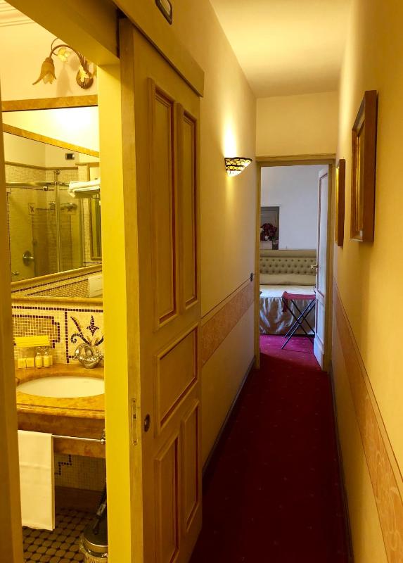 Liberty Hotel - image 2