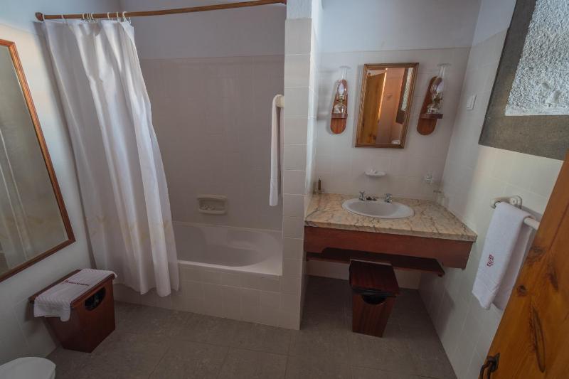 Three-Bedroom House image 3