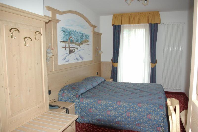 Superior Double Room image 4