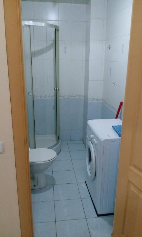 One-Bedroom Apartment image 1