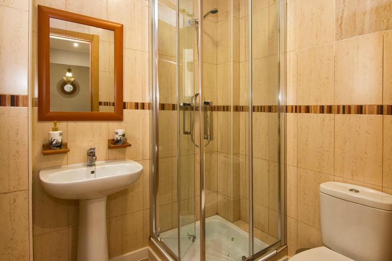Studio Apartment image 1