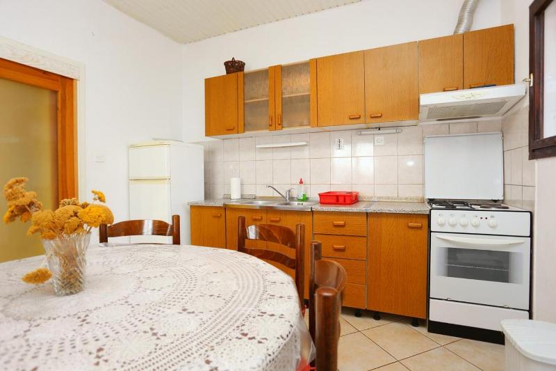 Two-Bedroom Apartment with Terrace and Sea View image 1