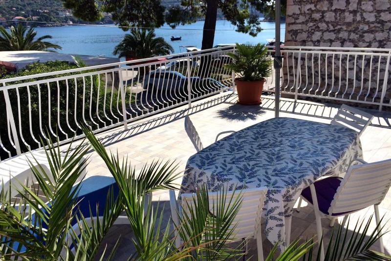 Studio with Terrace and Sea View image 1