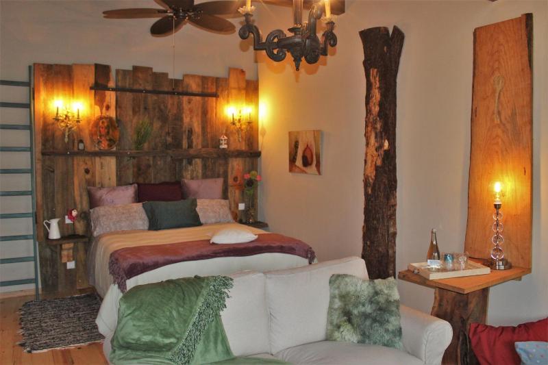 Deluxe Suite image 1