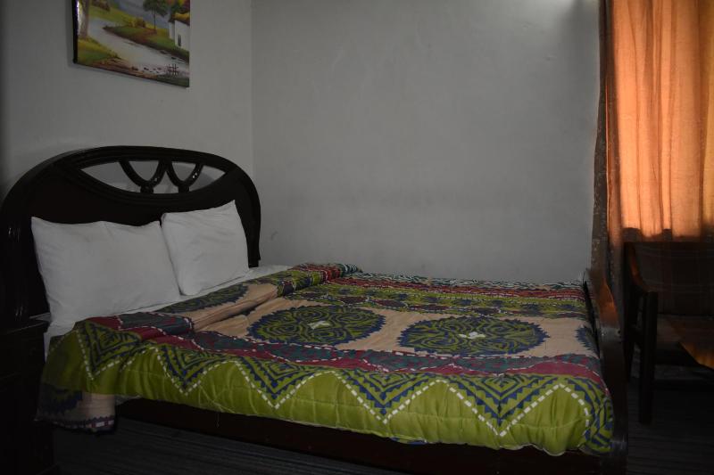 Double Room image 1