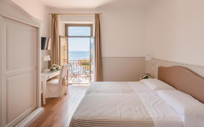 Miramare Hotel - image 16