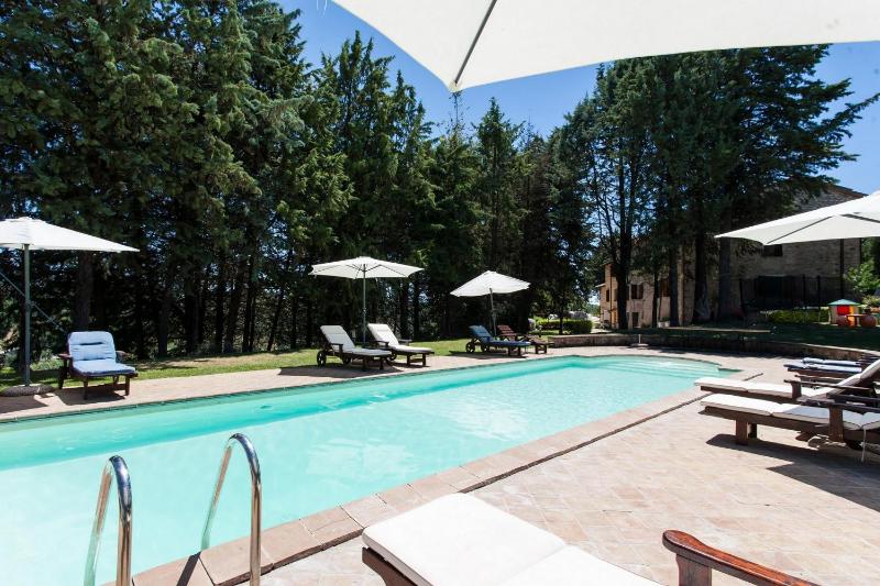 Chalet image 1