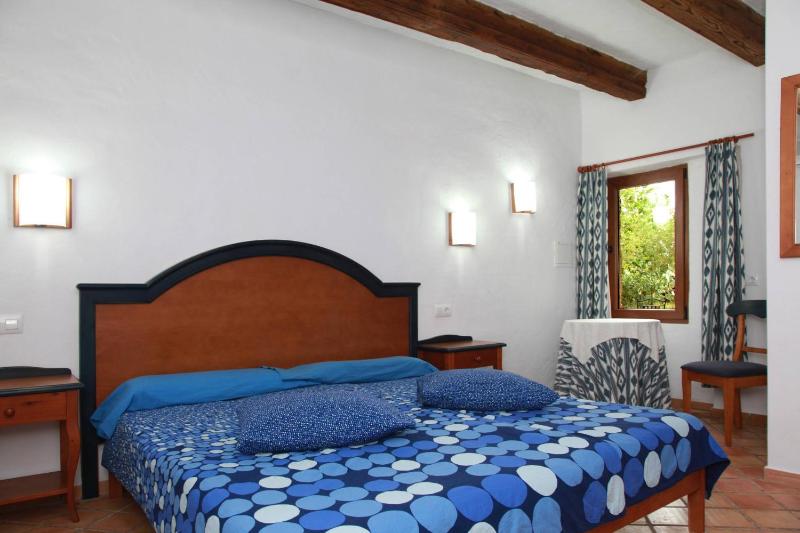 Two-Bedroom Apartment with Terrace image 4