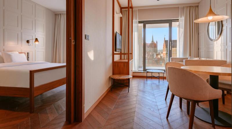 Suite with River View and Spa Access image 4