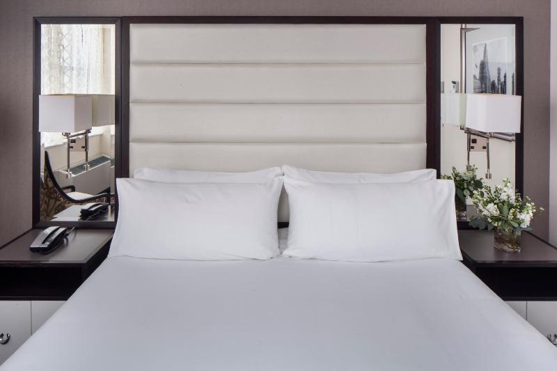 King Room image 2