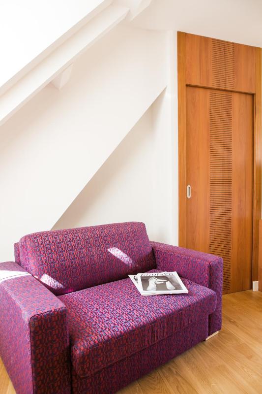 Deluxe Double Room image 3