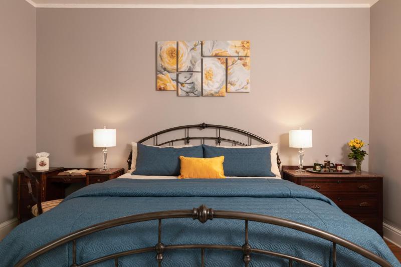 King Room image 2