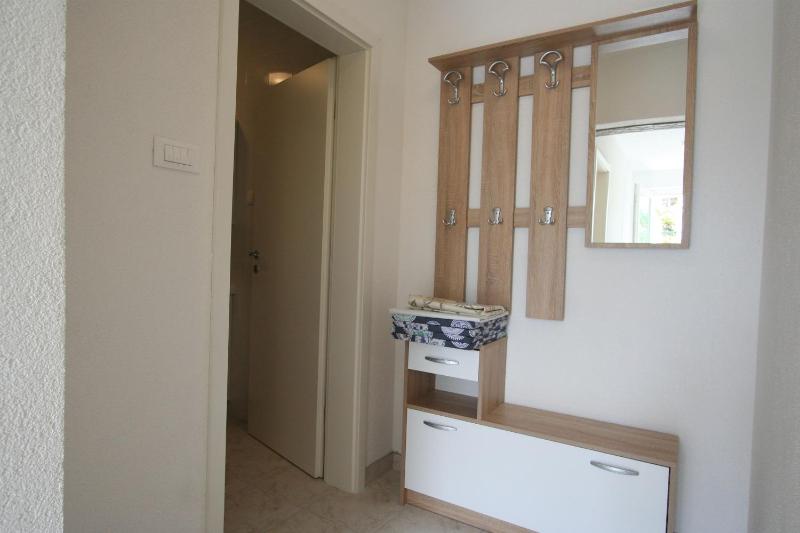 One-Bedroom Apartment with Terrace image 3