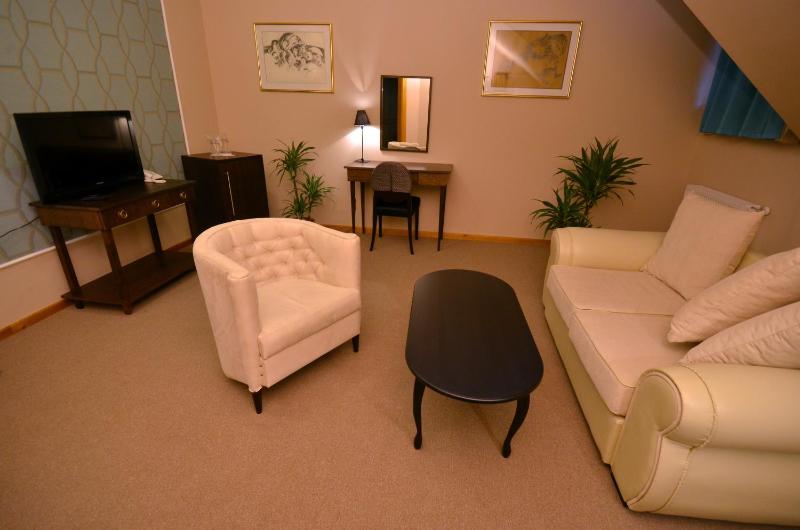 Suite image 3