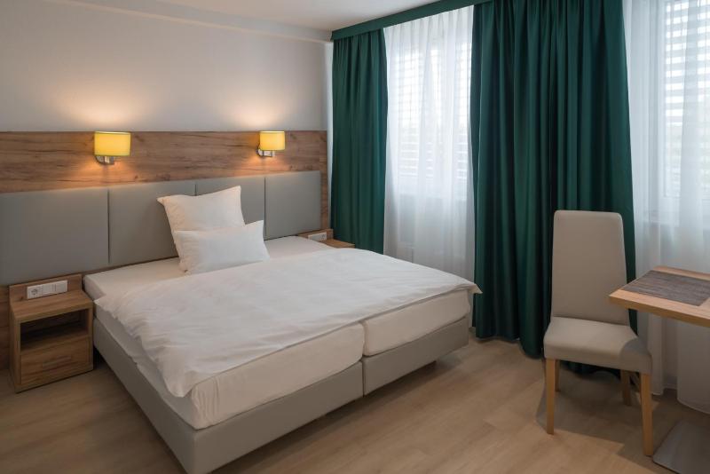 Apartment Düsseldorf Nord - image 9