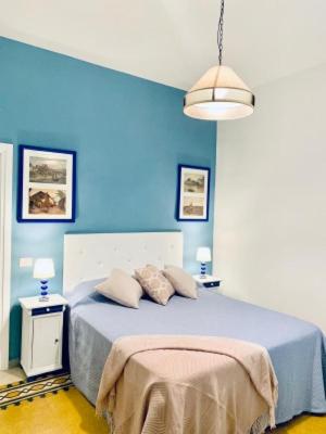 Triple Room with Private Bathroom image 2