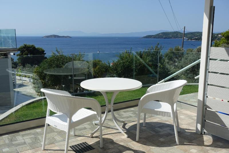 Hotel Rene - image 32