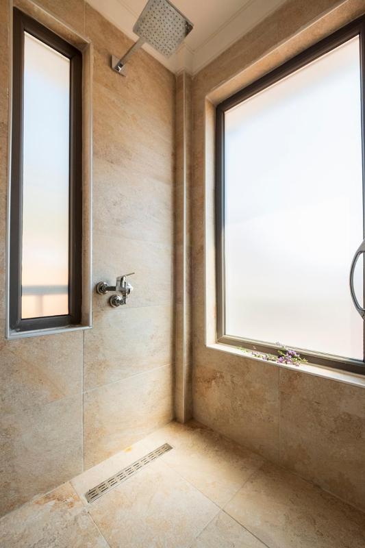 Deluxe Double or Twin Room with Terrace image 3