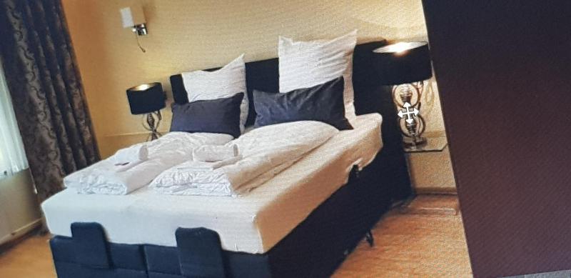 Superior Suite image 2