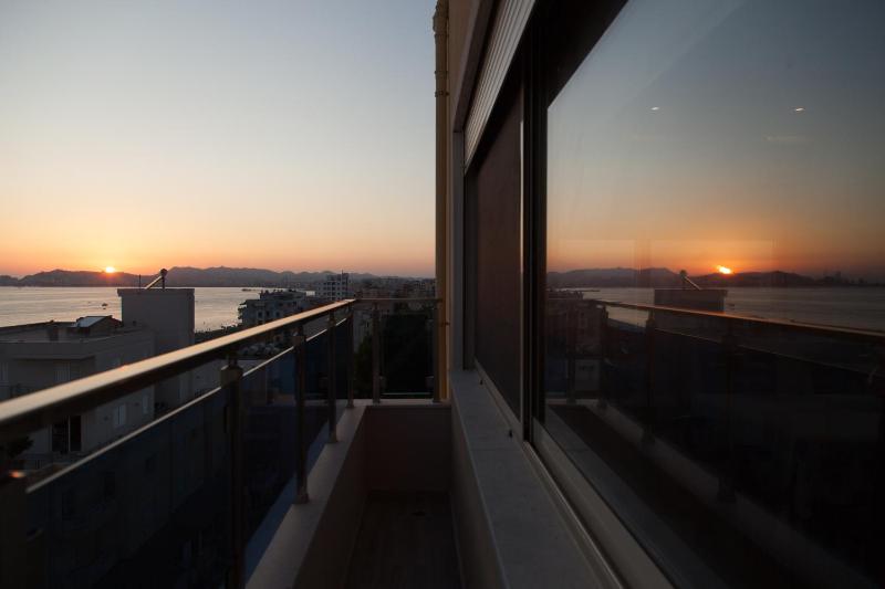 Adriatic Seaview Apartment - image 5