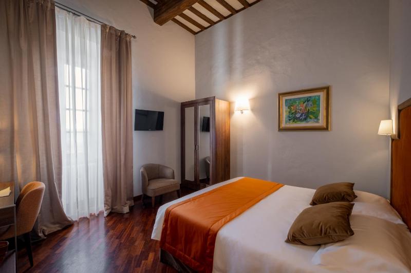 Superior Double or Twin Room image 1