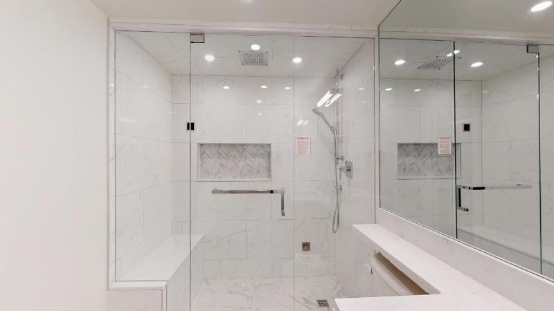 Ski inSki out - Steam shower - Roof top Hot tub- Air Conditioning - image 21