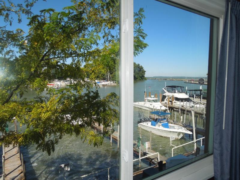 King Room - Waterfront image 2