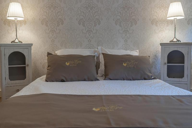 Double Room - Disability Access image 3